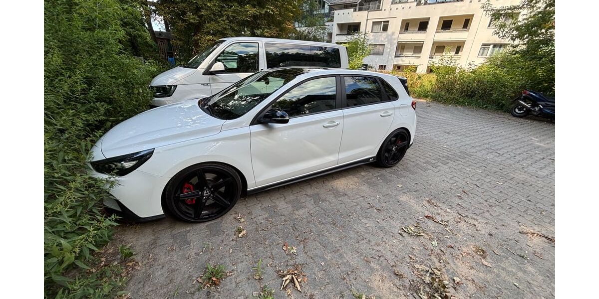 Hyundai i30 113.000 km 16.500 &euro; Berlin 13465