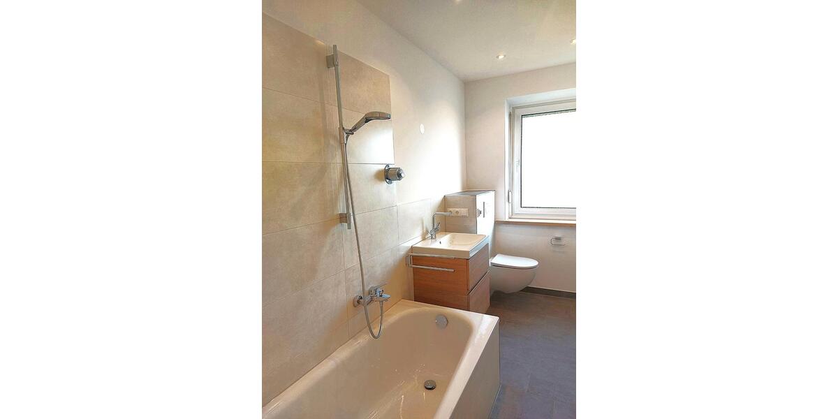 Etagenwohnung Winhöring - 3 Zimmer, 83 m&sup2;, 289.500&euro; | Angebot:26440554