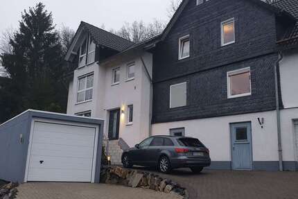 Wohnung Netphen - 3 Zimmer, 95 m&sup2;, 770&euro; | Angebot:26834256