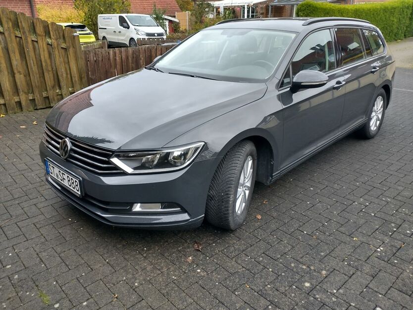 VW Passat Variant 131.000 km 17.500 € Lotte 49504