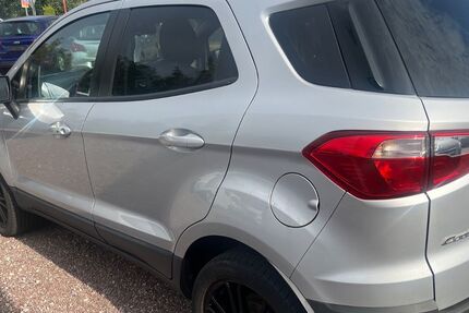 Ford EcoSport 41.296 km 8.800 &euro; Fröndenberg 58730