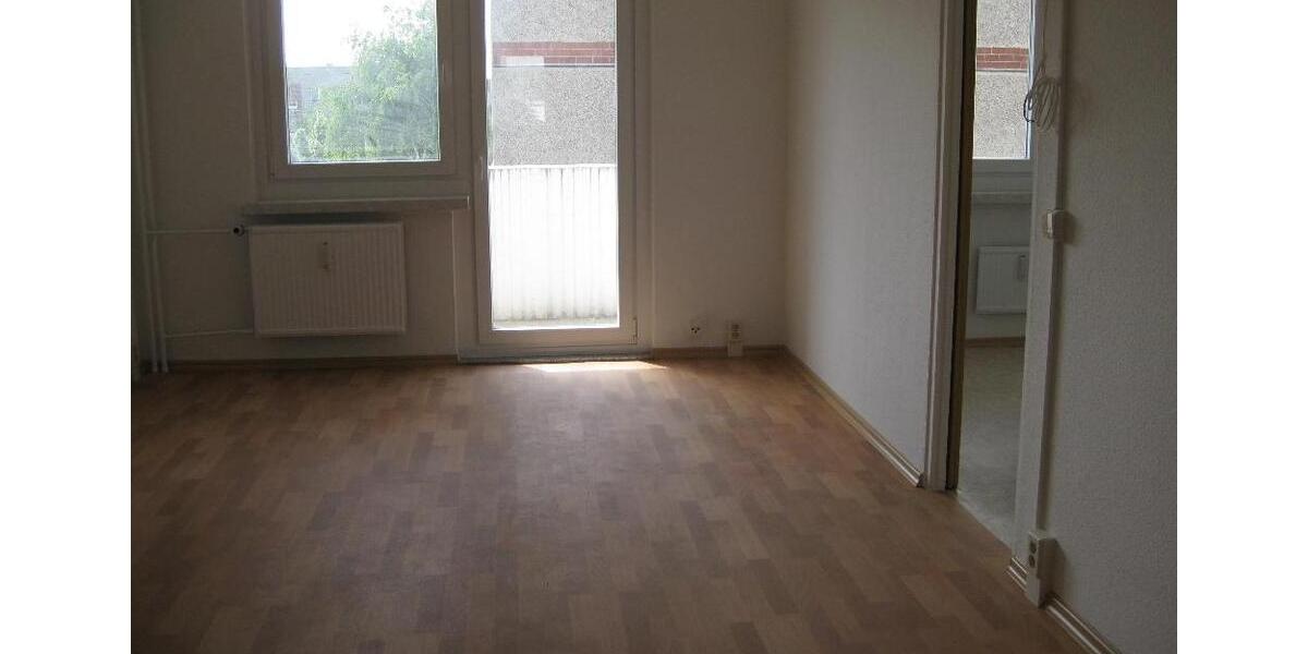 Etagenwohnung Bernburg (Saale) - 3 Zimmer, 71 m&sup2;, 495&euro; | Angebot:26144600