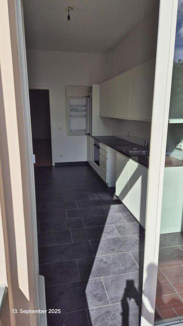Provisionsfreie 4-Zimmer 130 qm Altbau Wohnung in Potsdam Süd 4 zimmer