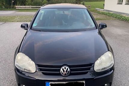 VW Golf 211.958 km 3.000 € Stephanskirchen 83071