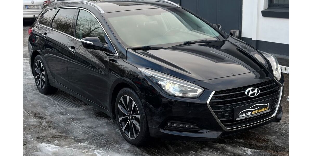 Hyundai i40 138.000 km 11.990 &euro; Bremen 28219