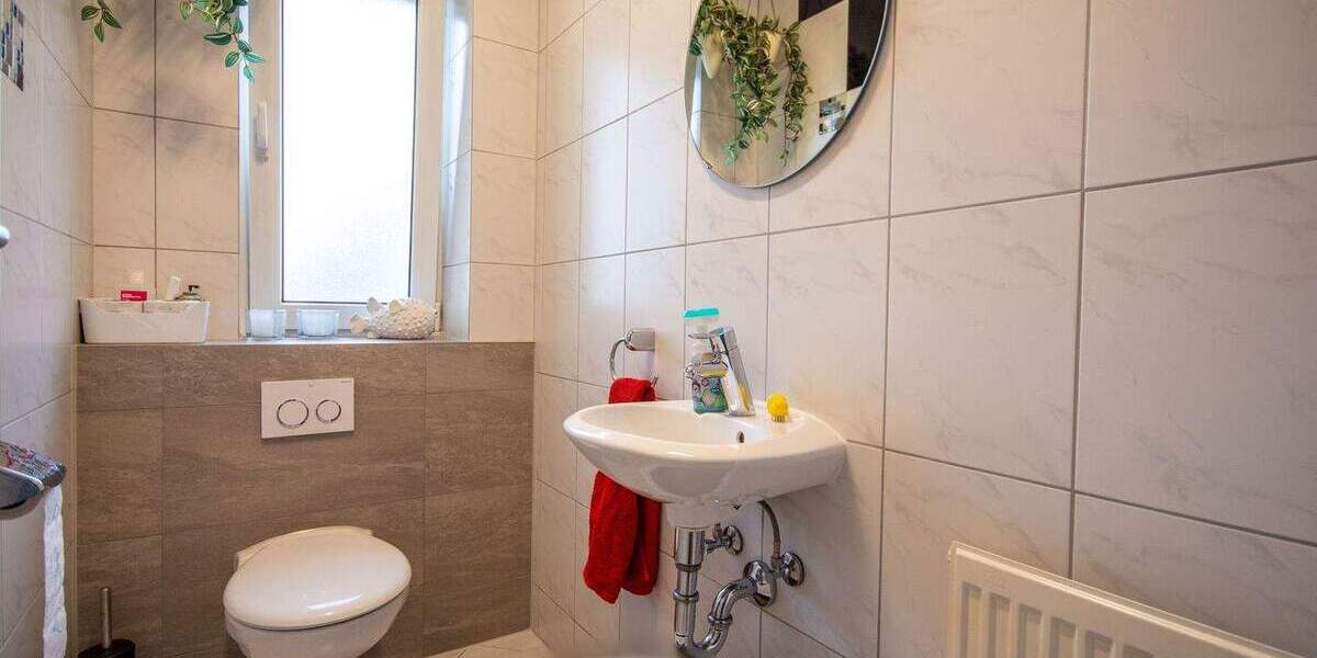 ***TOLLE 2-ZIMMER-WOHNUNG IM EG MIT KÜCHE UND GARTENANTEIL*** 2 zimmer