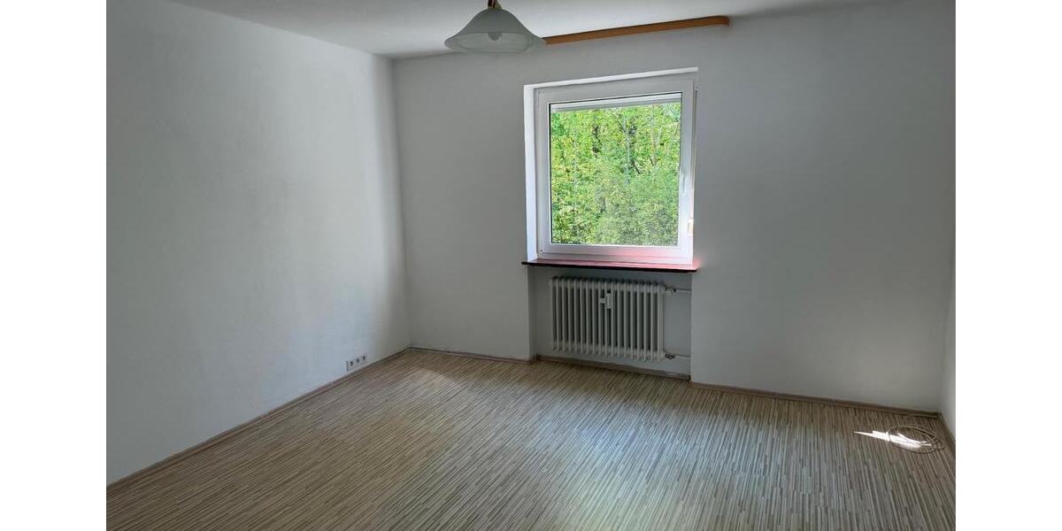 Erdgeschoßwohnung Arzberg - 3 Zimmer, 75 m&sup2;, 95.000&euro; | Angebot:26767587