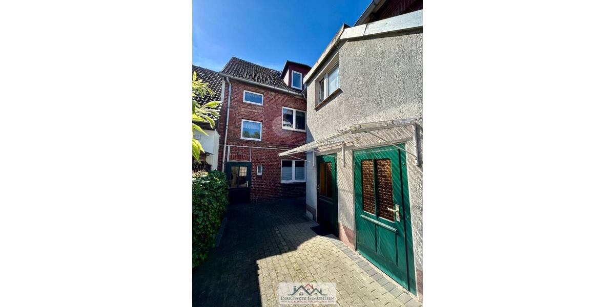 Mehrfamilienhaus, Wohnhaus Loitz - 9 Zimmer, 193 m&sup2;, 149.000&euro; | Angebot:26886351