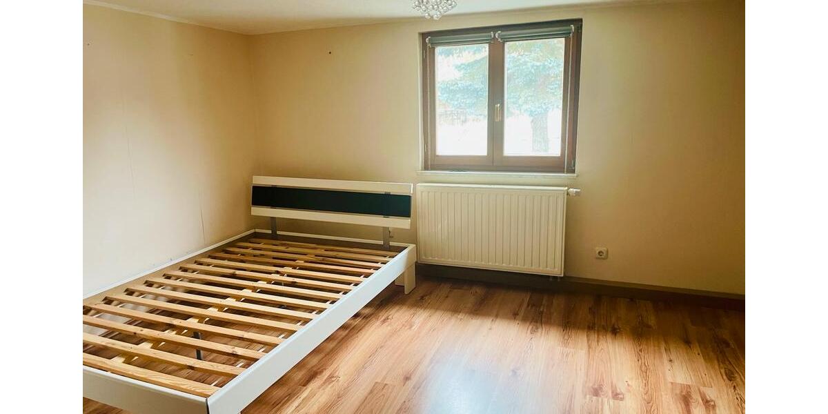 Mehrfamilienhaus, Wohnhaus Bad Lobenstein - 4 Zimmer, 240 m&sup2;, 175.000&euro; | Angebot:25838085