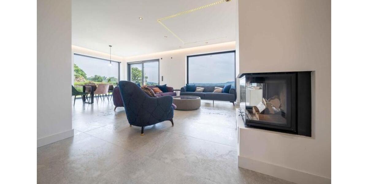 Barrierefreie NEUBAU EG-Wohnung mit Kamin & Garten (von Privat) 4 zimmer