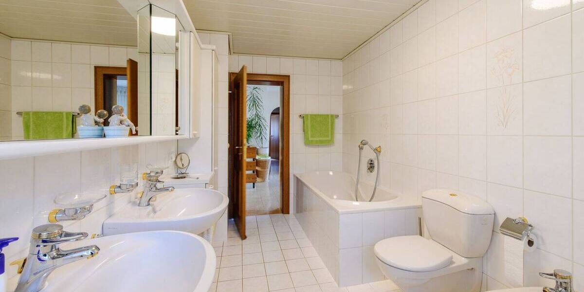 Bungalow Kelkheim Ruppertshain - 5 Zimmer, 185 m&sup2;, 625.000&euro; | Angebot:26886428