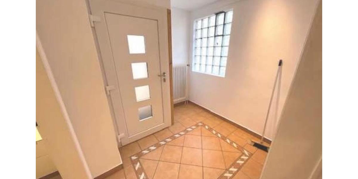 Einfamilienhaus Wiesbaden Bierstadt - 3.5 Zimmer, 85 m&sup2;, 1.300&euro; | Angebot:24693201