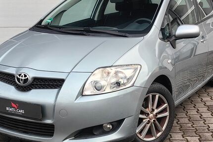 Toyota Auris 173.500 km 6.990 &euro; Baden-Württemberg - Leingarten 74211