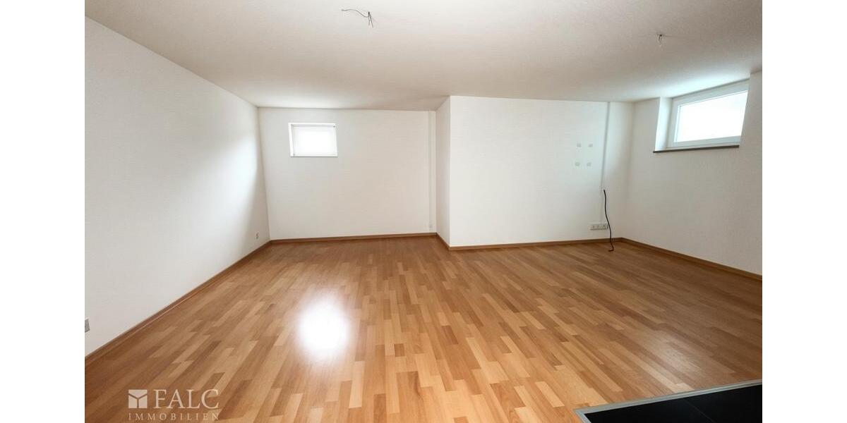 Moderne Doppelhaushälfte in Zirndorf zu vermieten 5 zimmer