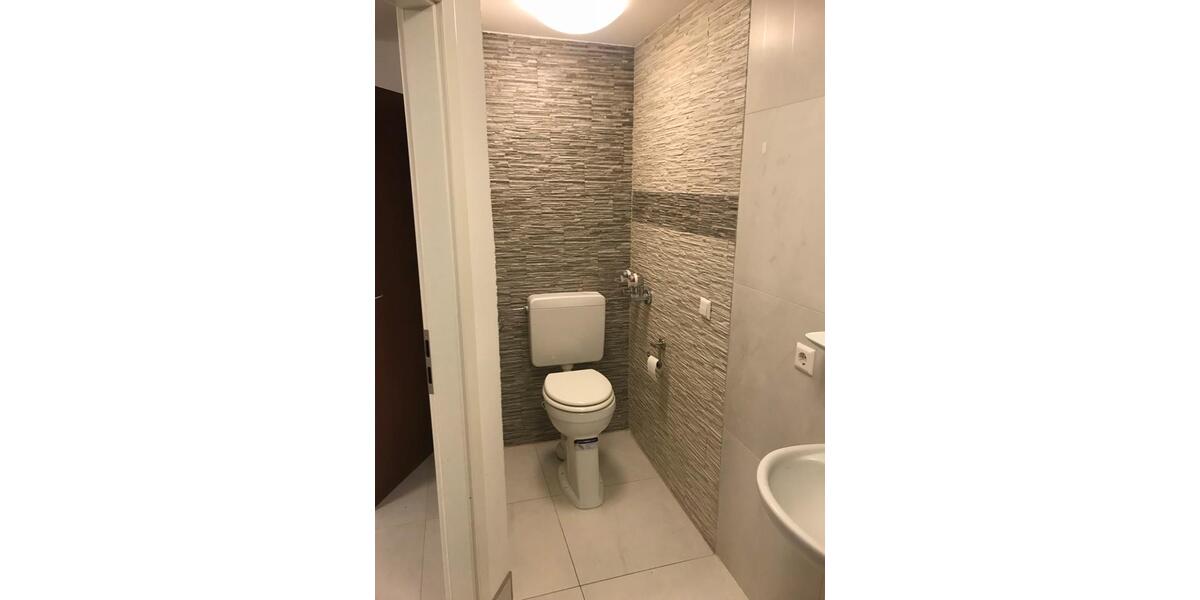Etagenwohnung Freiburg im Breisgau Munzingen - 1 Zimmer, 27 m&sup2;, 750&euro; | Angebot:26409975