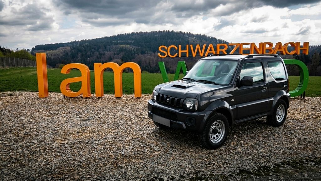 Suzuki Jimny 69.999 km 17.490 &euro; Schwarzenbach a.Wald 95131