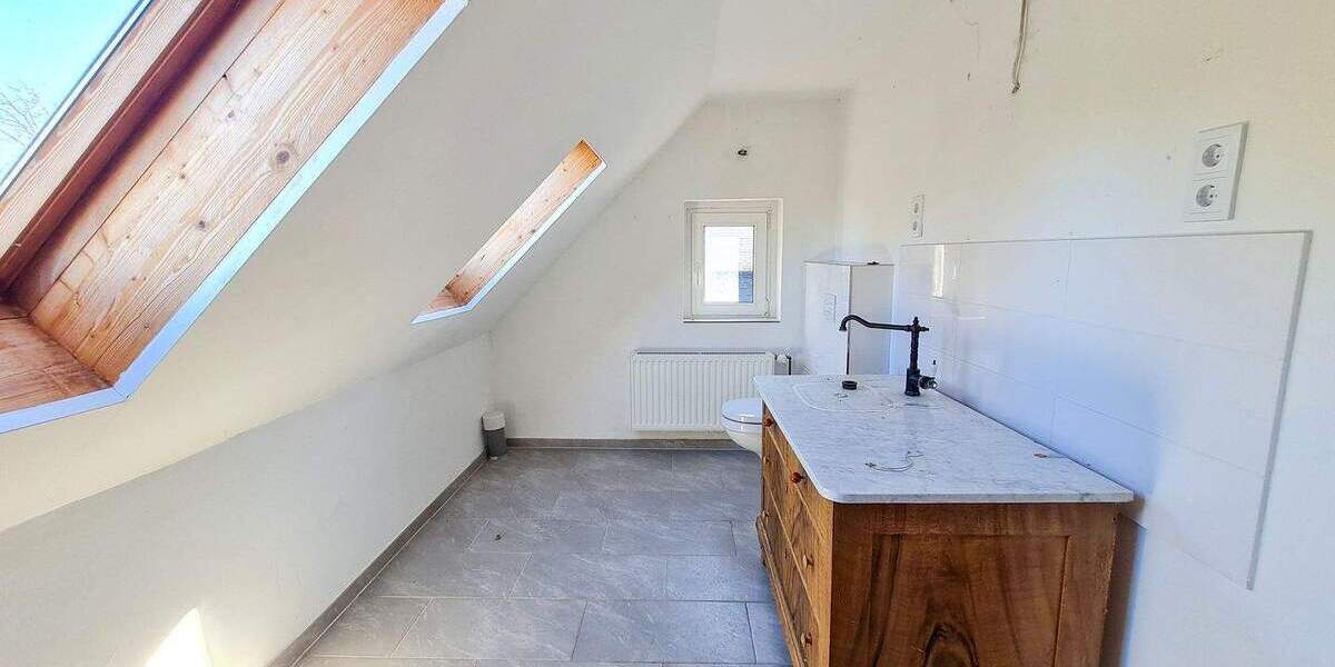 Doppelhaushälfte Magdeburg Salbke - 4 Zimmer, 100 m&sup2;, 230.000&euro; | Angebot:25731335