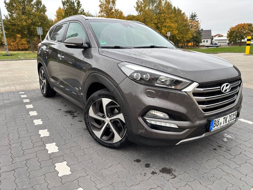 Hyundai TUCSON 155.000 km 15.200 € Ummendorf 39365