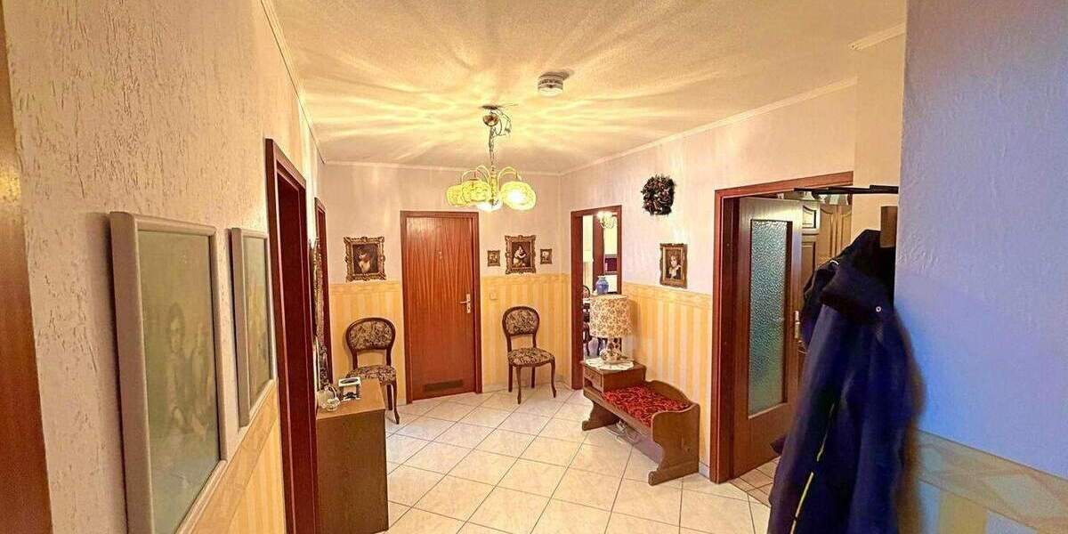 Etagenwohnung Mannheim Wohlgelegen - 4 Zimmer, 104 m&sup2;, 379.000&euro; | Angebot:24823680