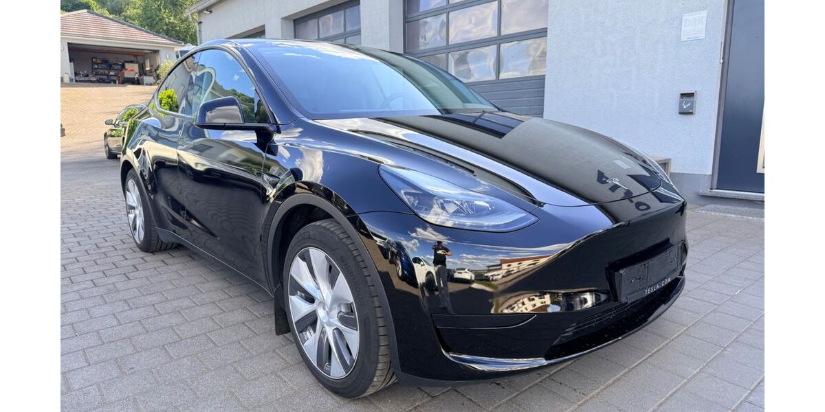 Tesla Model Y 76.200 km 29.950 &euro; Tünsdorf 66693