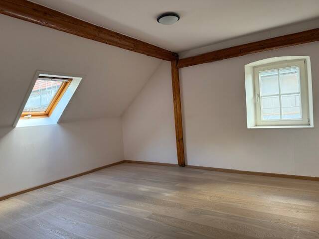 Einfamilienhaus Volkach Rimbach - 6 Zimmer, 200 m&sup2;, 1.690&euro; | Angebot:25736615