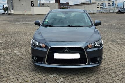 Mitsubishi Lancer 87.000 km 6.900 &euro; Berlin 13357