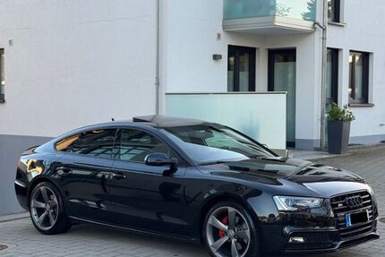 Audi A5 209.000 km 16.999 &euro; Vechelde 38159