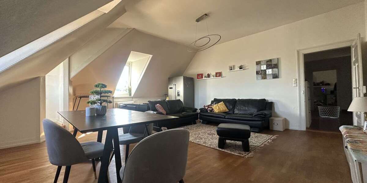 Etagenwohnung Karlsruhe - 4 Zimmer, 150 m&sup2;, 420&euro; | Angebot:27340949
