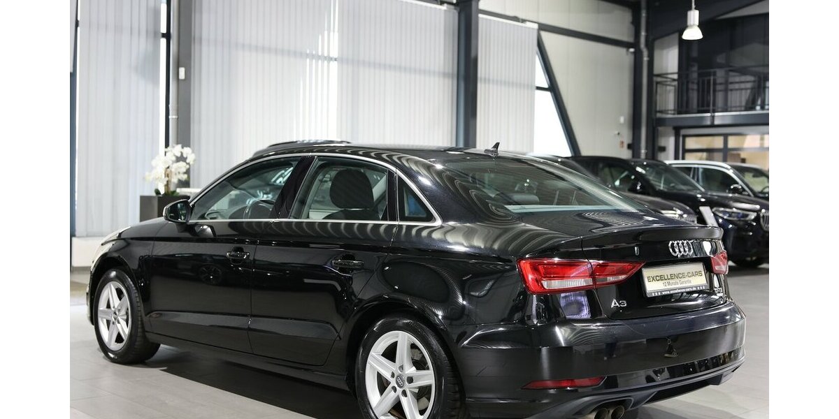 Audi A3 LIMOUSINE 1.4 TFSI BUSINESS / VIRTUAL-COCKPIT 119.000 km 15.444 &euro; Hamm 59077