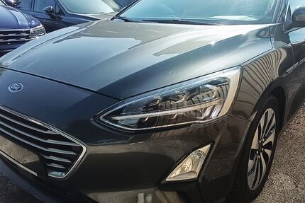 Ford Focus 156.000 km 7.690 &euro; Schretstaken 21493