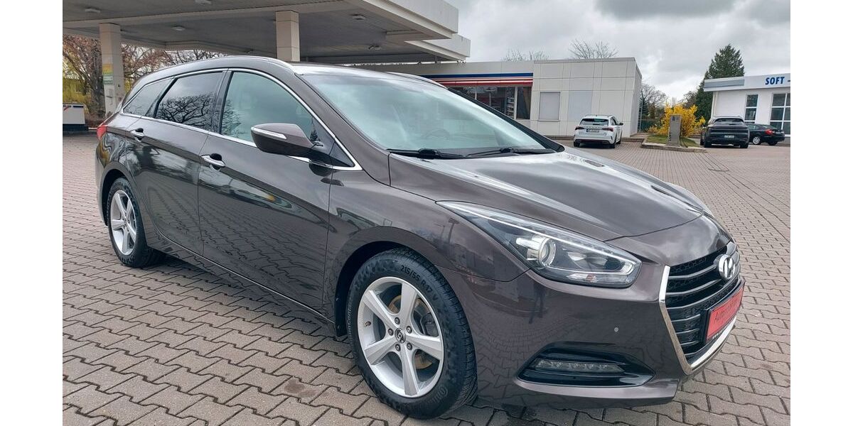 Hyundai i40 222.740 km 6.099 &euro; Leipzig 04328