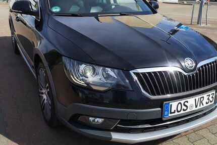 Skoda Superb 248.000 km 11.000 &euro; Berlin 12557