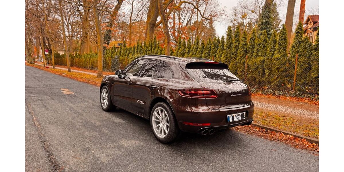 Porsche Macan 122.000 km 39.600 &euro; Berlin 14165