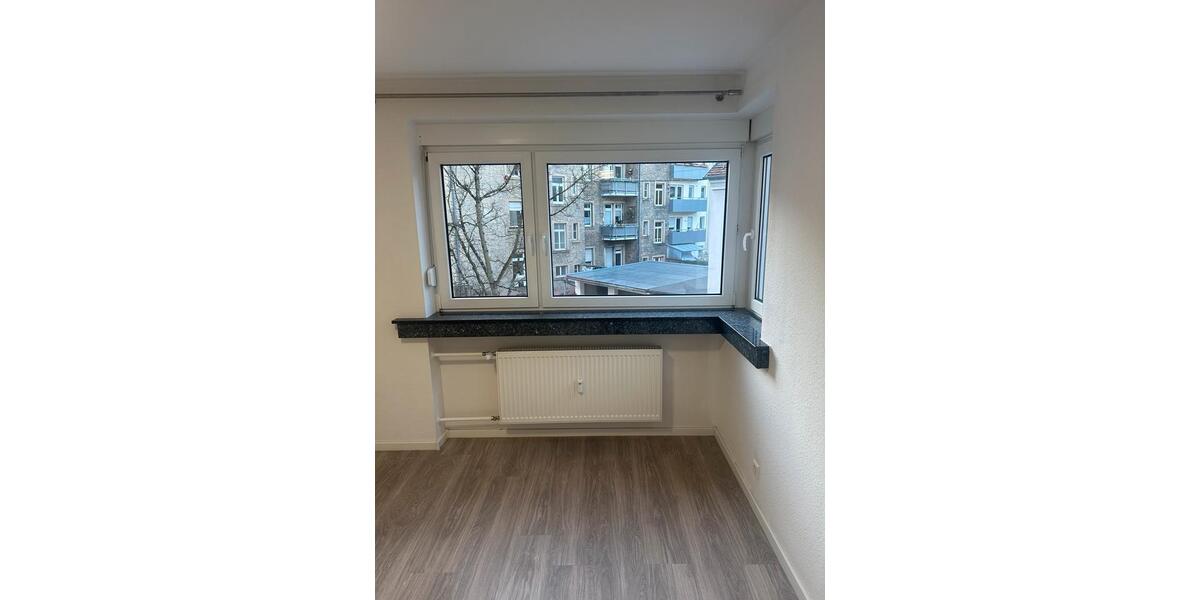 Etagenwohnung Karlsruhe Beiertheim-Bulach - 4 Zimmer, 92 m&sup2;, 1.600&euro; | Angebot:26241680