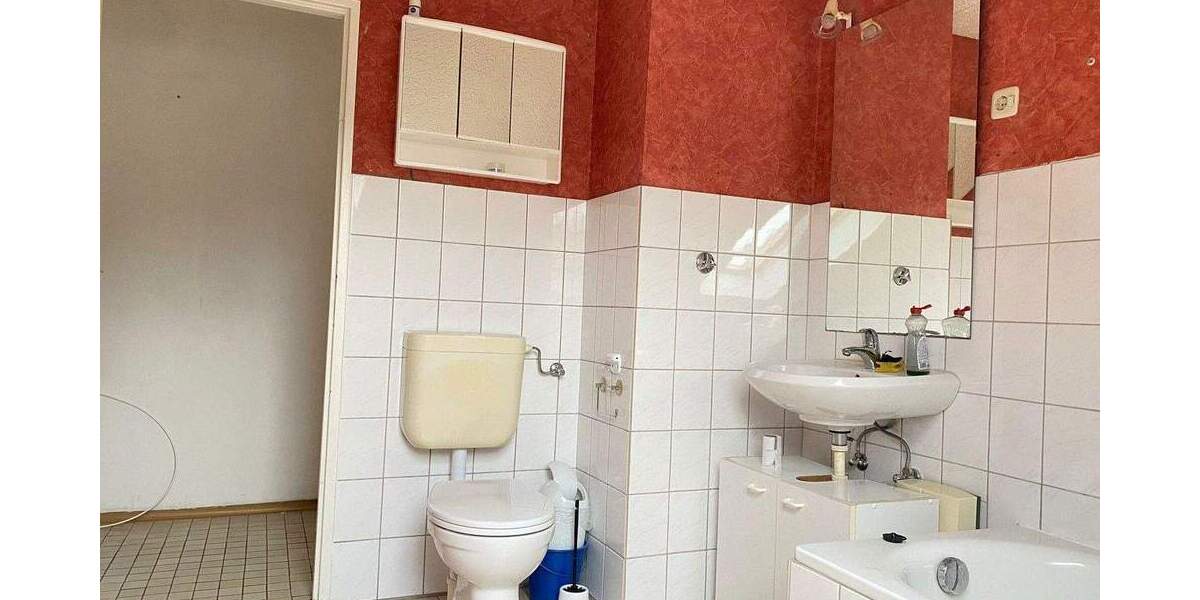 Charmante Dachgeschosswohnung mit Loggia in ruhiger Lage - Im Schacht 6-8, Saarbrücken 2 zimmer