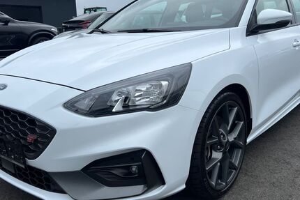 Ford Focus 45.000 km 20.999 &euro; Fuldatal (Kassel) 34233