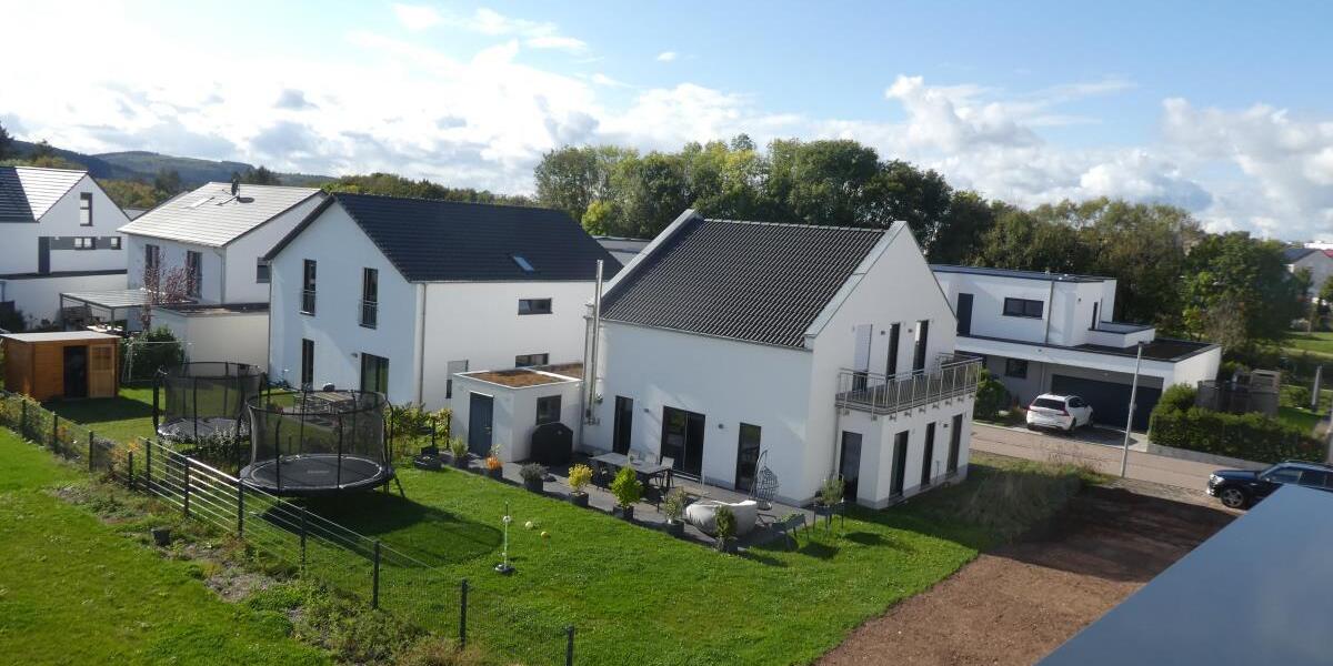 Neues KFW 40 Eckhaus Tarforster Höhe mit schöner Dachterrasse und schönem Garten - Reihenendhaus Trier Kürenz | Angebot:25281642