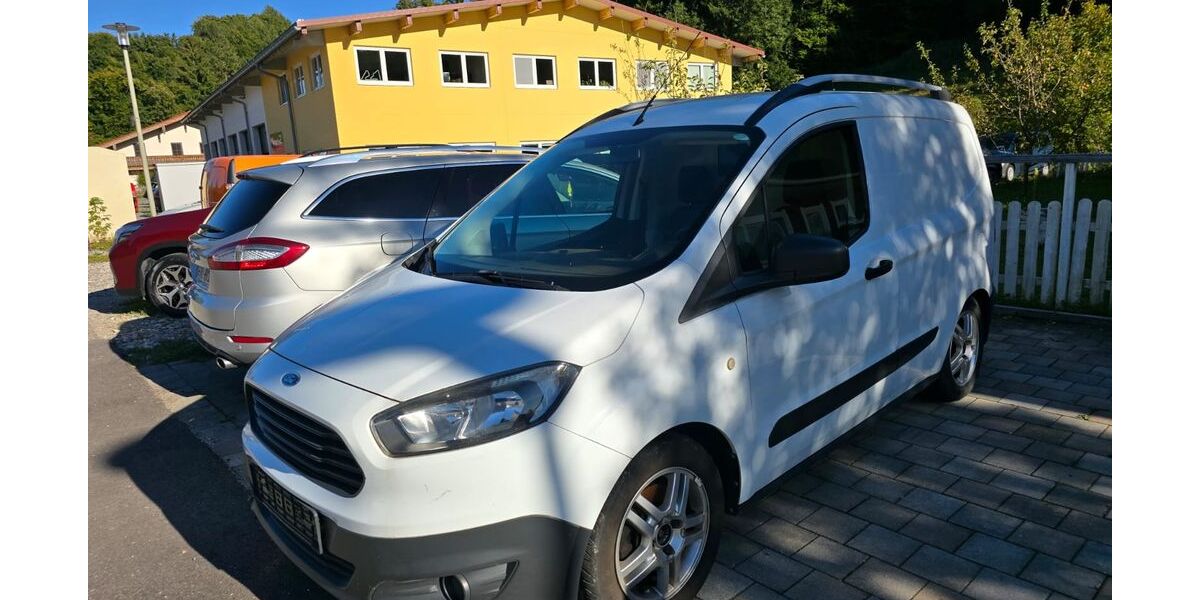 Ford Courier 275.000 km 2.600 &euro; surberg 83362