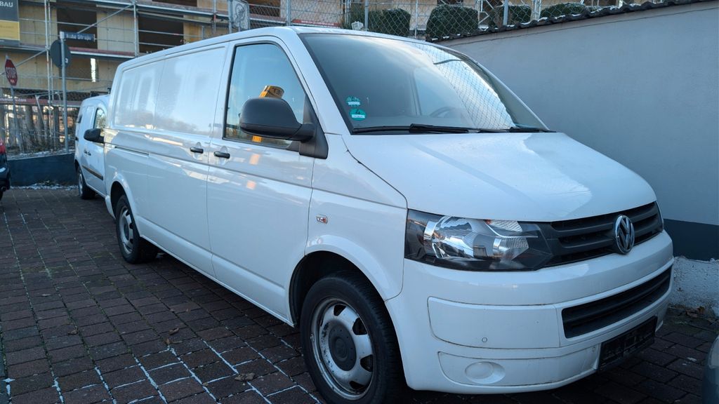 VW T5 Transporter 157.000 km 14.900 € Montabaur 56410