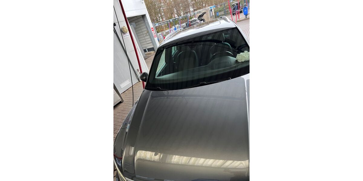 VW Tiguan 178.000 km 19.000 &euro; Hamburg 22043