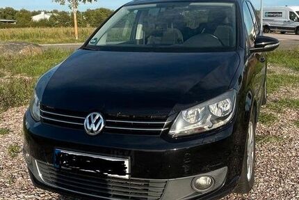 VW Touran 322.000 km 5.200 € Gau Algesheim 55435