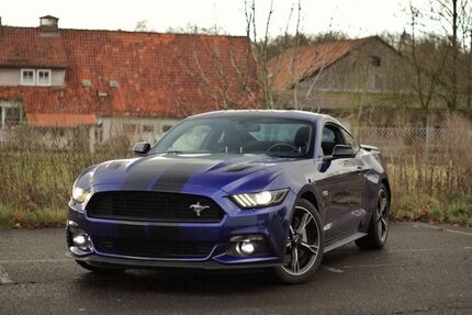 Ford Mustang 99.000 km 28.799 &euro; Bergen 29303