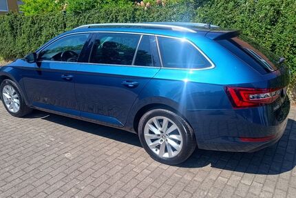 Skoda Superb 105.000 km 15.400 &euro; Dortmund 44388
