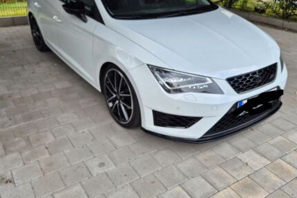 Seat Leon 167.000 km 8.200 &euro; Schierling 84069