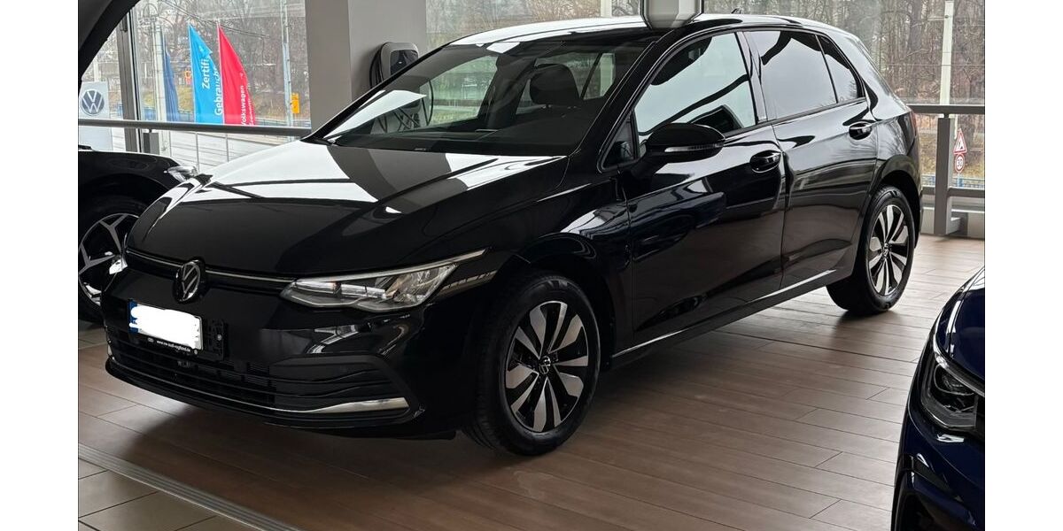 VW Golf 29.550 km 22.999 &euro; Großfriesen 08541