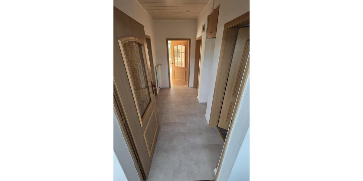 Saniertes Reihenmittelhaus mit Garten und Garage zu vermieten! 4 zimmer