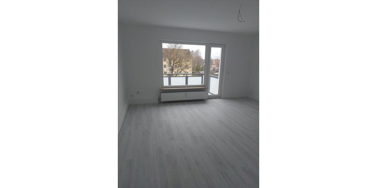 Etagenwohnung Lüchow (Wendland) - 3 Zimmer, 67 m&sup2;, 667&euro; | Angebot:26531311
