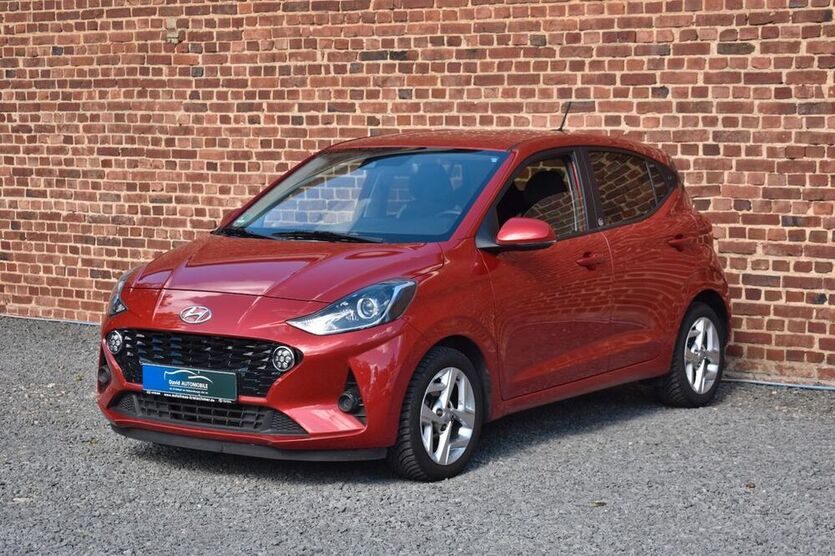 i10