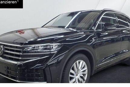 VW Touareg 21.378 km 59.833 € Kassel 34123
