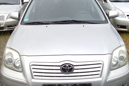 Toyota Avensis 247.000 km 1.650 &euro; Erlensee 63526